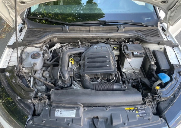 Skoda Scala cena 56000 przebieg: 77600, rok produkcji 2019 z Zabrze małe 67